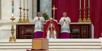 Dan ultimo adios en ritos funerales del Papa Emérito, Benedicto XVI