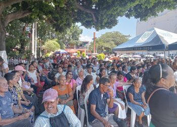 Mita celebra primer aniversario de la consulta y reafirma lucha antiminera por daños irreparables que ocasiona.