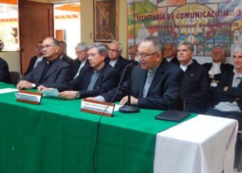 Obispos de Guatemala afirman que Corte de Constitucionalidad es la responsable de defender la Constitución y del deterioro del país si no la defiende.