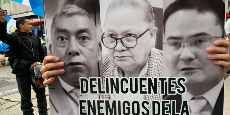 El Ministerio Público y el pacto de corruptos insisten en consumar el golpe de Estado; Guatemala se defiende