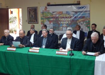 Obispos piden independencia en elección de cortes ante insistencia y presión de las mafias.