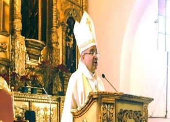 Que brille el humilde siervo a quien el Señor le encomendó reconstruir su Iglesia.