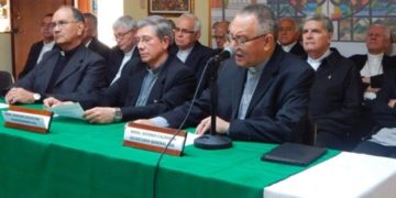 «Los que trabajan por la paz, siembran la paz y su fruto es la justicia»